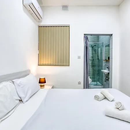 Large, Fully Equipped Maisonette With Private Pool By 360 Estates * Santa Venera