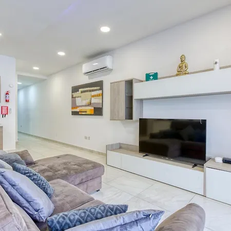 Large, Fully Equipped Maisonette With Private Pool By 360 Estates Apartment *