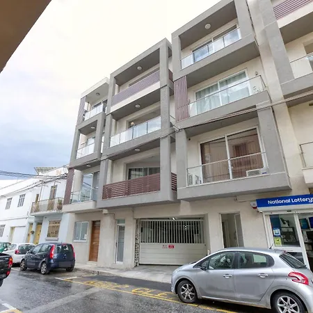 Large, Fully Equipped Maisonette With Private Pool By 360 Estates