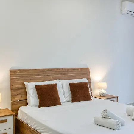 Large, Fully Equipped Maisonette With Private Pool By 360 Estates