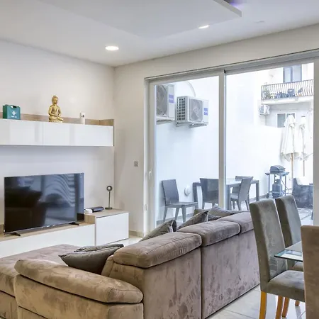 Large, Fully Equipped Maisonette With Private Pool By 360 Estates アパート Santa Venera
